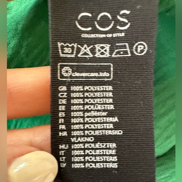 COS Soft Pleat A-line Dress in Green - Picture 13 of 14